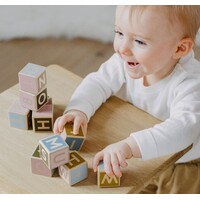 Educational Toys Made Simple: Choosing Smart, Sustainable Play image